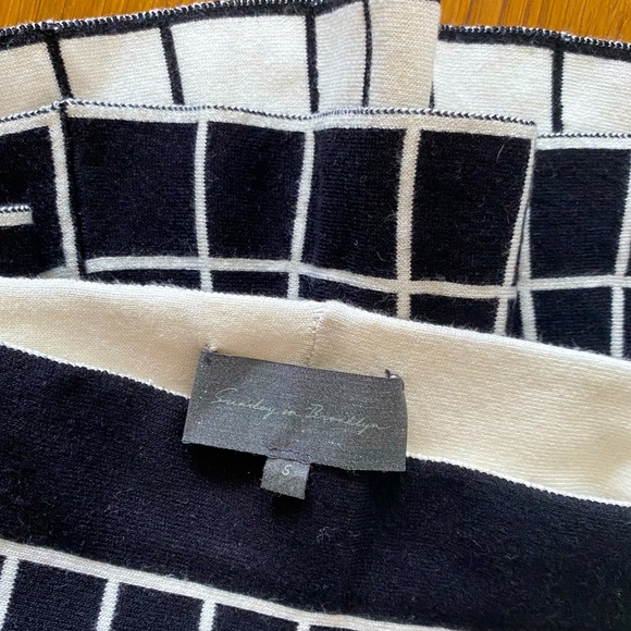 Anthropologie B&W Winter Mini Skirt - Picture 5 of 6